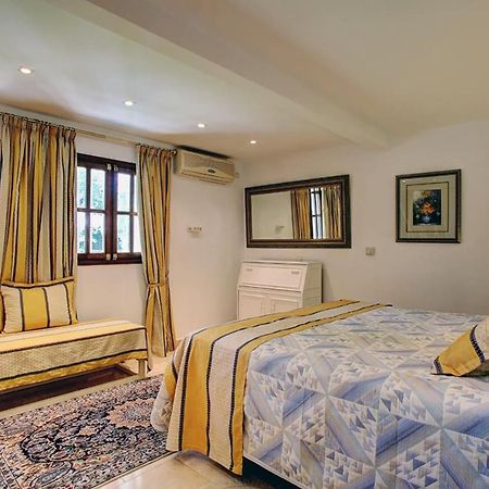 Exclusive Villa Las Palmeras Puerto Banus With Heated Private Swimming Pool, Marbella, Spain Extérieur photo
