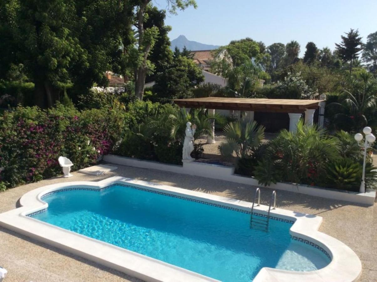 Exclusive Villa Las Palmeras Puerto Banus With Heated Private Swimming Pool, Marbella, Spain Extérieur photo