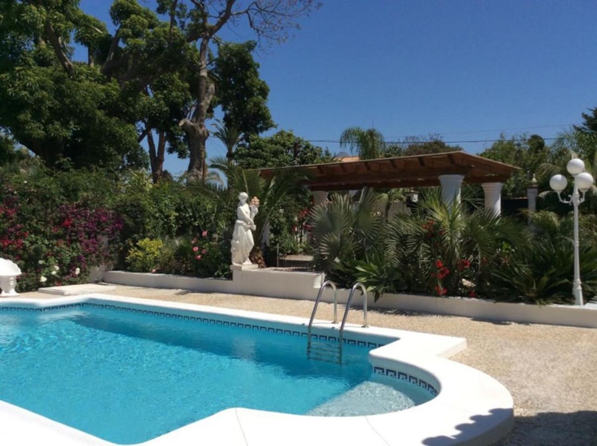 Exclusive Villa Las Palmeras Puerto Banus With Heated Private Swimming Pool, Marbella, Spain Extérieur photo