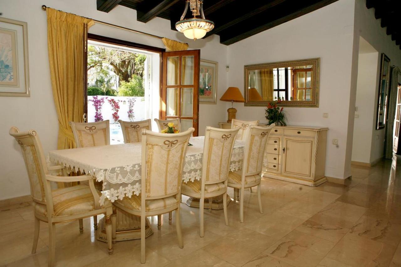 Exclusive Villa Las Palmeras Puerto Banus With Heated Private Swimming Pool, Marbella, Spain Extérieur photo